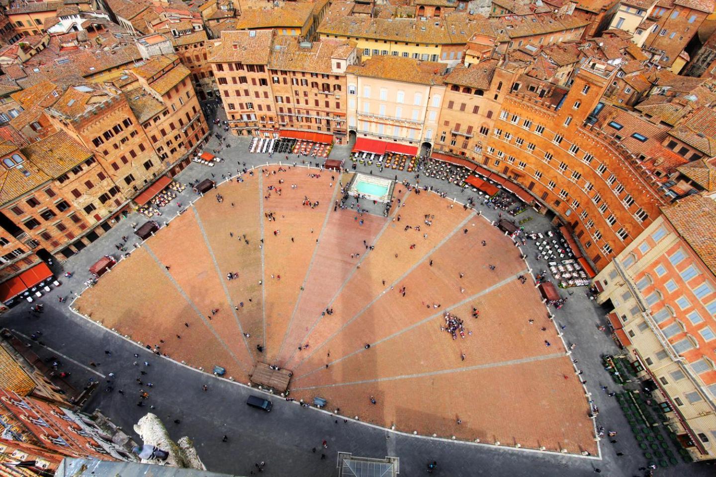 Stilmoderno Nice Apartment In Siena'S Historic Center, Just Steps From Piazza Del Campo Ngoại thất bức ảnh